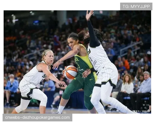 西雅图风暴队核心朱厄尔·罗伊德在训练中脚踝扭伤，预计缺席四周